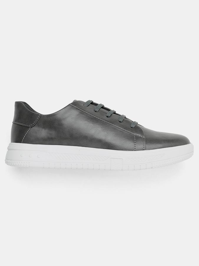 Men Low-Top Lace-Up Sneakers image number 1