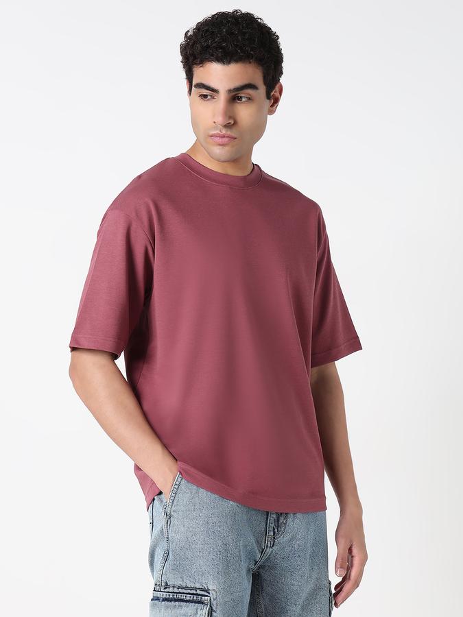 Solid Men Round Neck T-Shirt image number 3