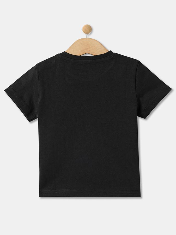 Boys Relaxed Fit Round-Neck T-Shirt image number 1