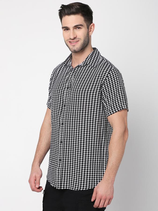 Men Geometric Print Regular Fit Cotton Shirt image number 1
