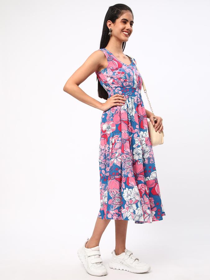 Women Cotton Regular Fit Round Neck Printed Kurta