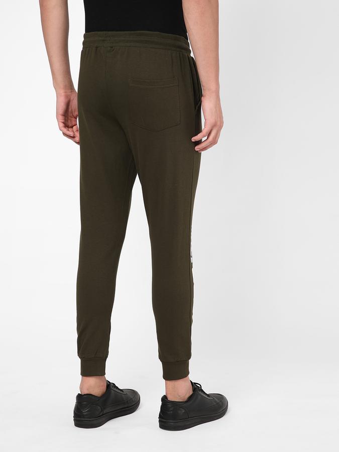 R&B Men Olive Casual Trousers image number 2