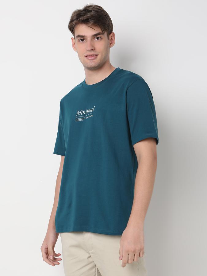 Men Typographic Print Regular Fit Crew-Neck T-Shirt image number 2