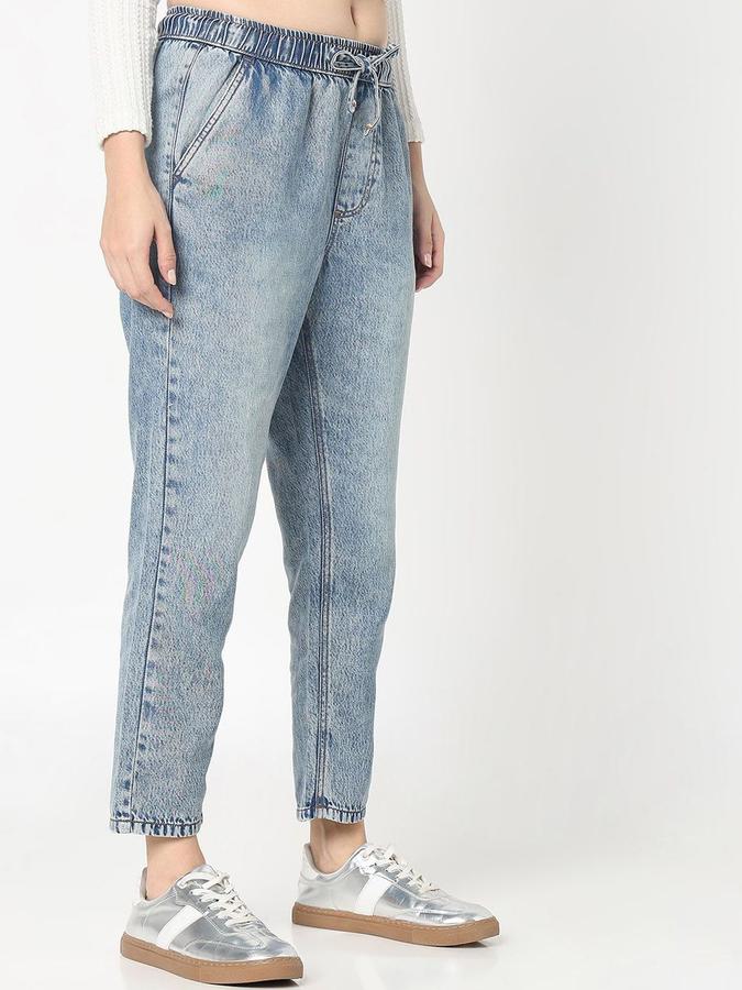 R&B Women Mid Blue Relaxed Fit Mid-Rise Jeans