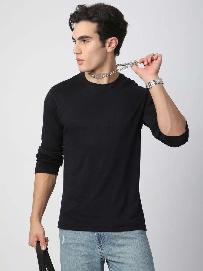 Solid Men Round Neck T-Shirt image number 0