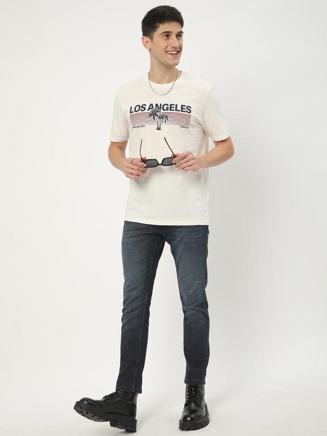 Men Typographic Print Regular Fit Crew-Neck T-Shirt image number 1