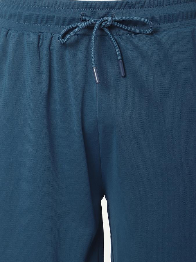Printed Men Casual Shorts image number 3