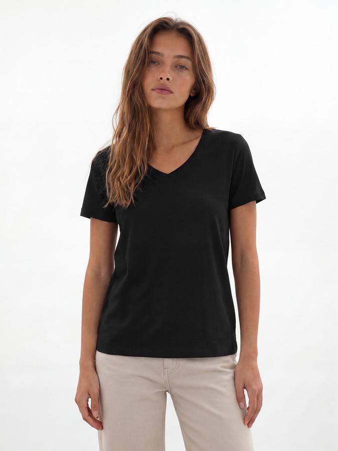 R&B Womens Classic Black Solid V-Neck Half Sleeve Regular Fit T-Shirt