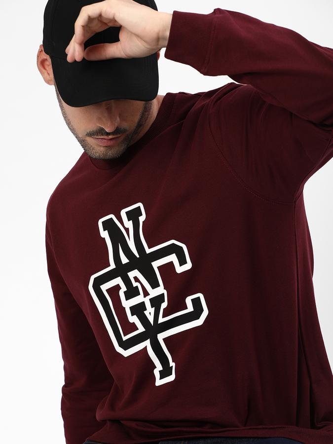 Men Regular Fit Typographic Print Round-Neck Sweatshirt image number 0