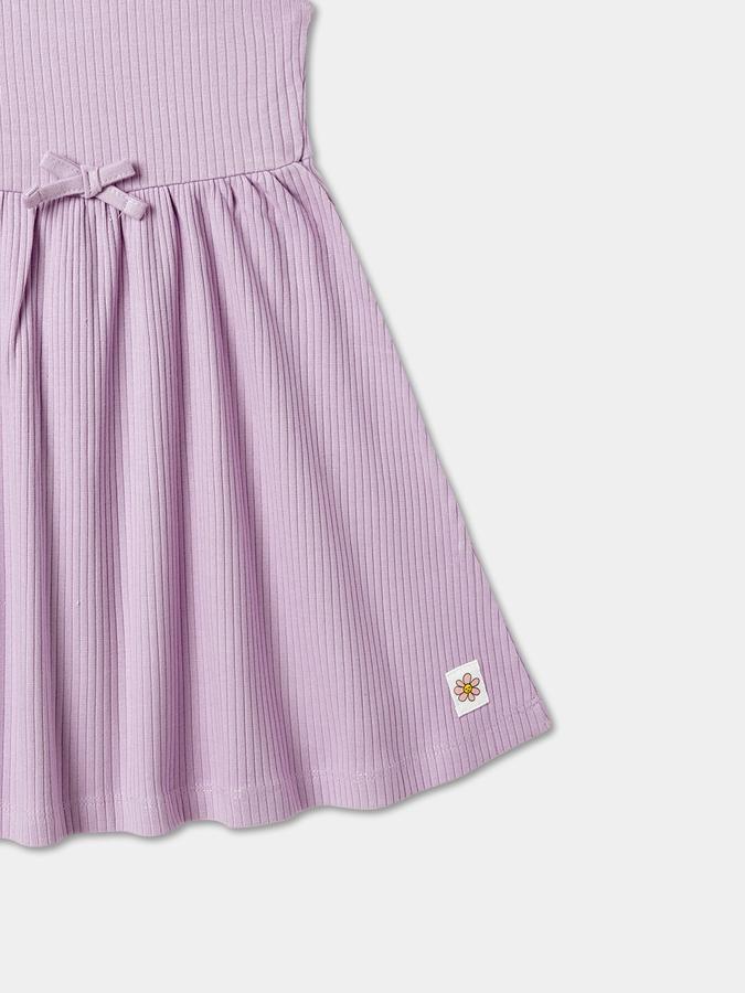 Girls A-Line Dress with Short Sleeves image number 3