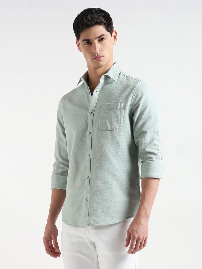 Men Textured Regular Fit Shirt with Patch Pocket image number 2