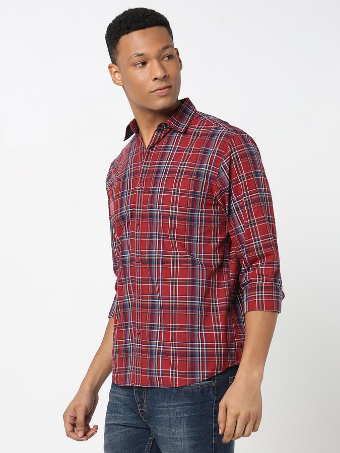 Men Shirt with Spread Collar image number 2
