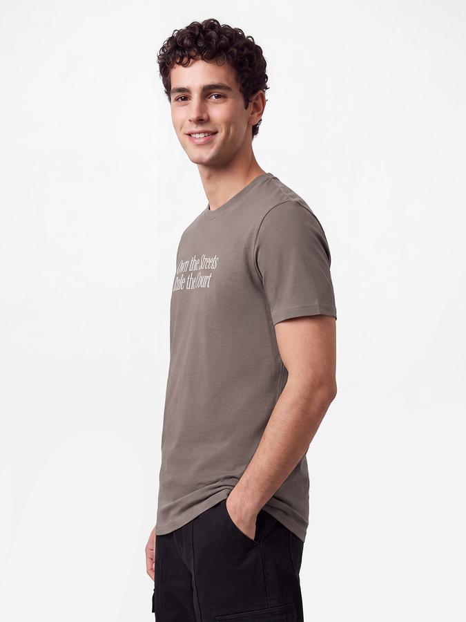 R&B Men Frappe Brown Typographic Print Short Sleeves Pure Cotton Tshirt