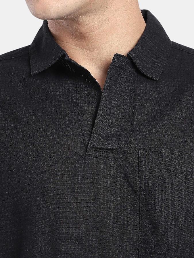 R&B  Black Textured Men Short Sleeves Regular Fit Shirts