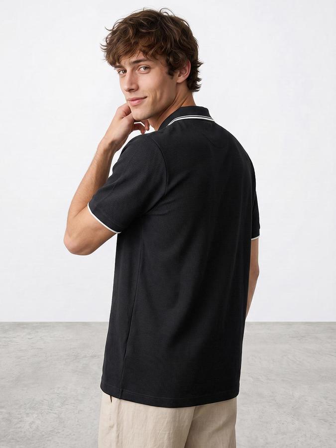 R&B Men Dark Grey Textured Short Sleeves Polo Collar T-Shirt