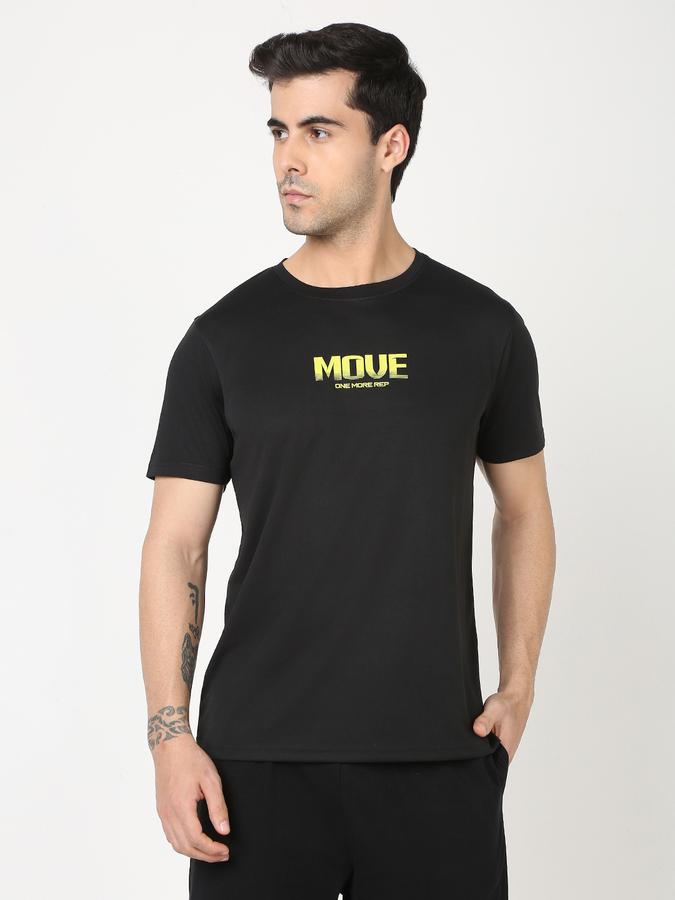 Men Typographic Print Regular Fit Crew-Neck T-Shirt image number 2