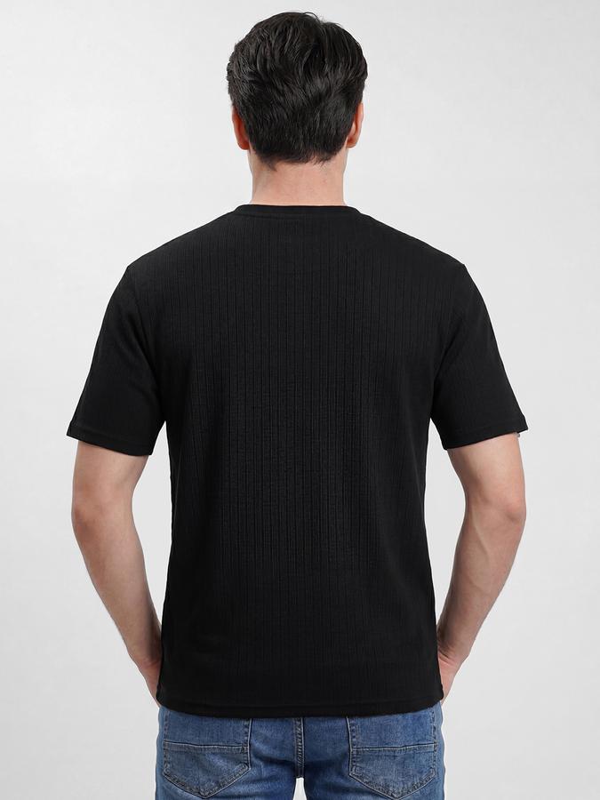 R&B Black Solid Men Round Neck Regular Fit Short Sleeves T-Shirt 
