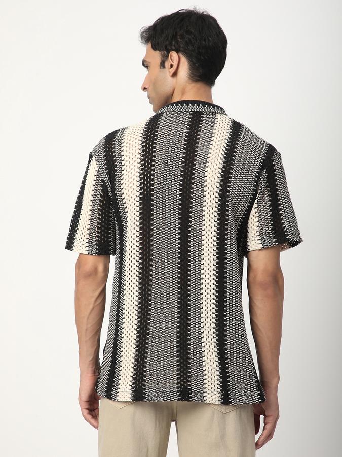 Men Self Design Casual Shirt image number 2