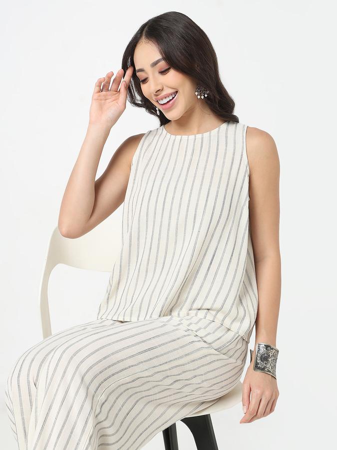 Women Viscose Blend Relaxed Fit Round Neck Solid Top