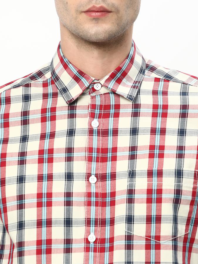 R&B Men Red Casual Shirts image number 3