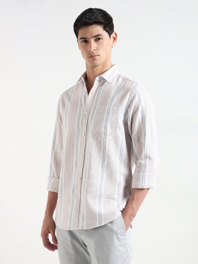 Men Stripes Regular Fit Shirt image number 2