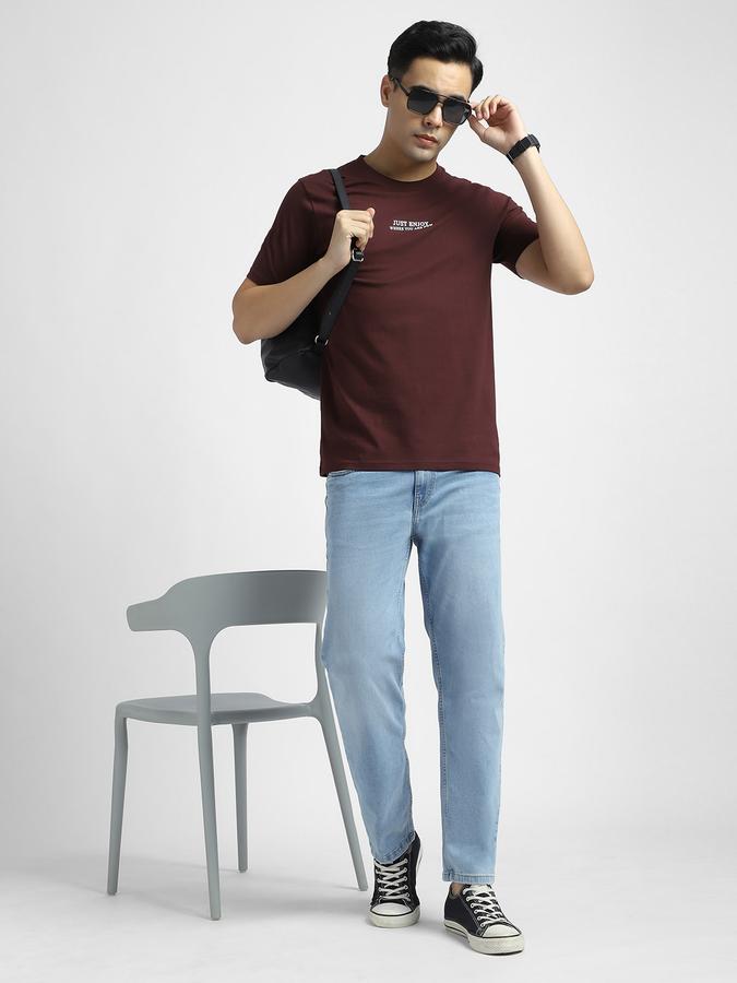 Men Denim Straight Fit Mid Rise Clean Look Jeans