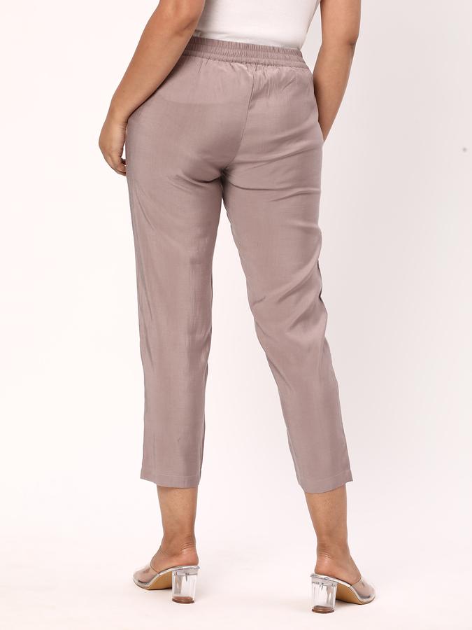 Women Slim Fit Pants image number 2