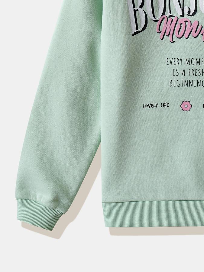 Girls Fleece Regular Fit Crew Neck Graphic Sweatshirt