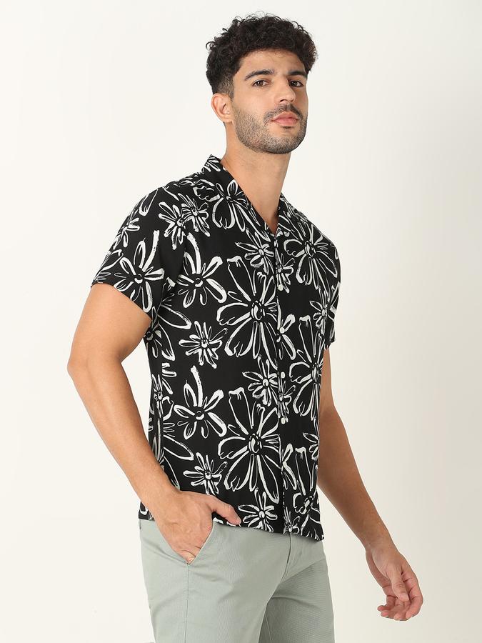 Cuban Collar Shirt with Short Sleeves image number 2