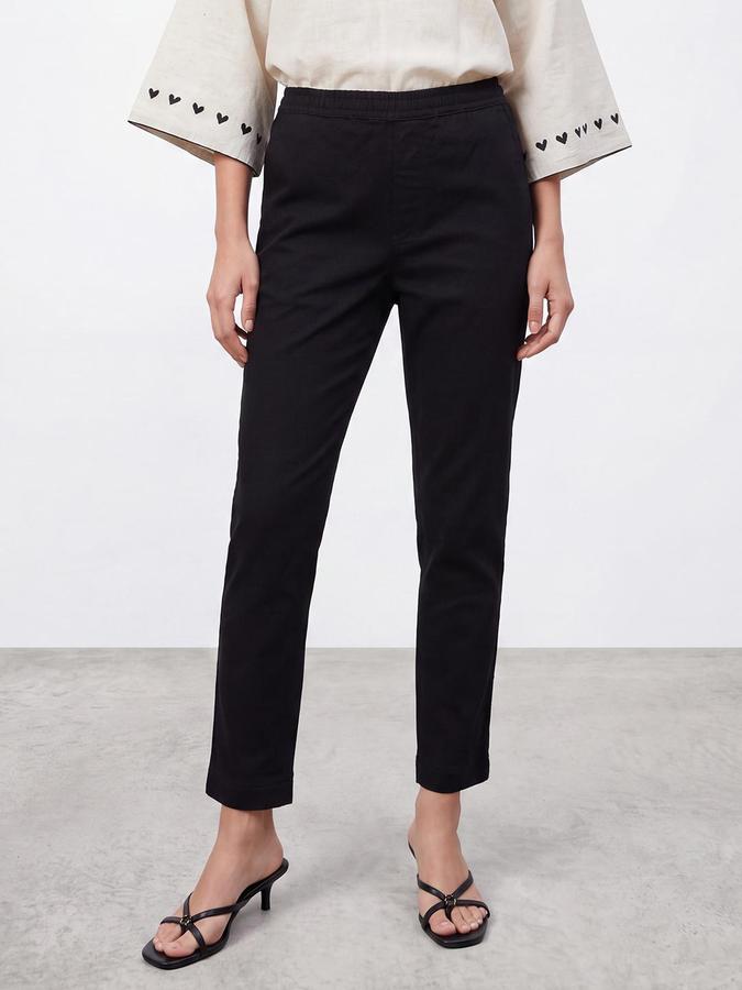 R&B Women Black Tapered Fit Jogger Waist Jeans