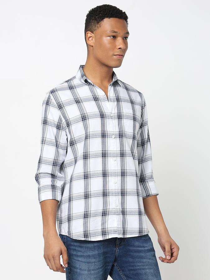Men Shirt with Spread Collar  image number 3