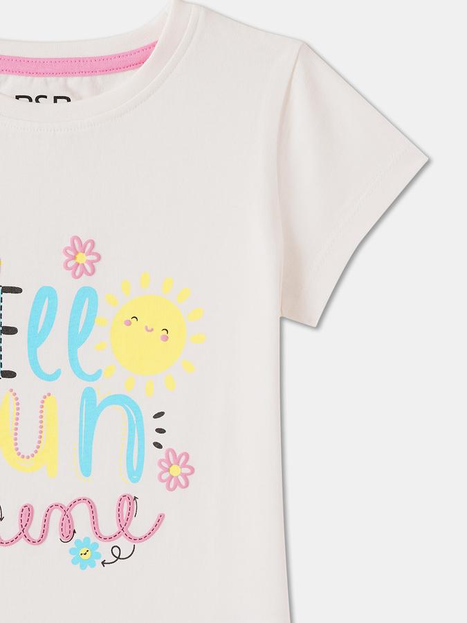 R&B GIRLS Short Sleeves GRAPHIC TEE image number 2