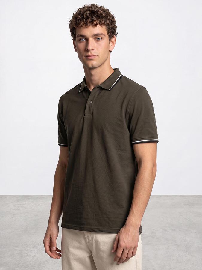 R&B Men Olive Textured Short Sleeves Polo Collar T-Shirt