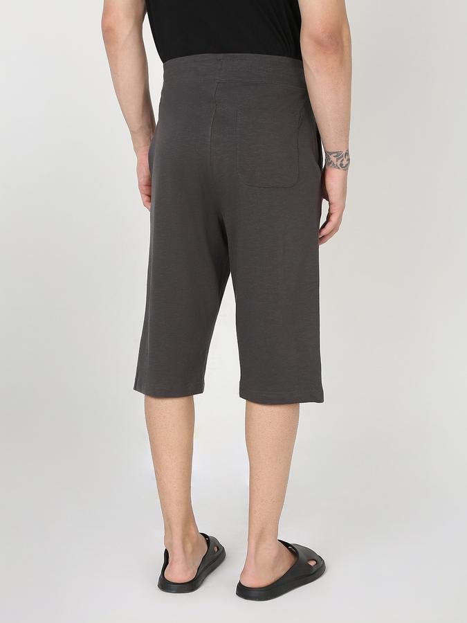 Men Regular Fit Knit Shorts with Insert Pockets image number 3