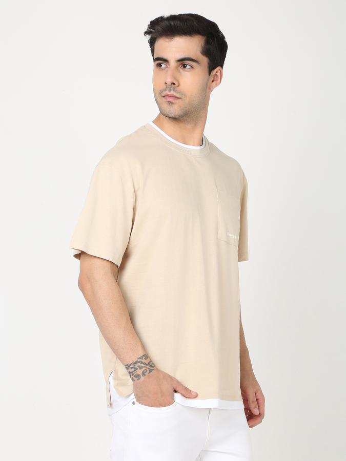 Men Regular Fit Crew-Neck T-Shirt image number 2