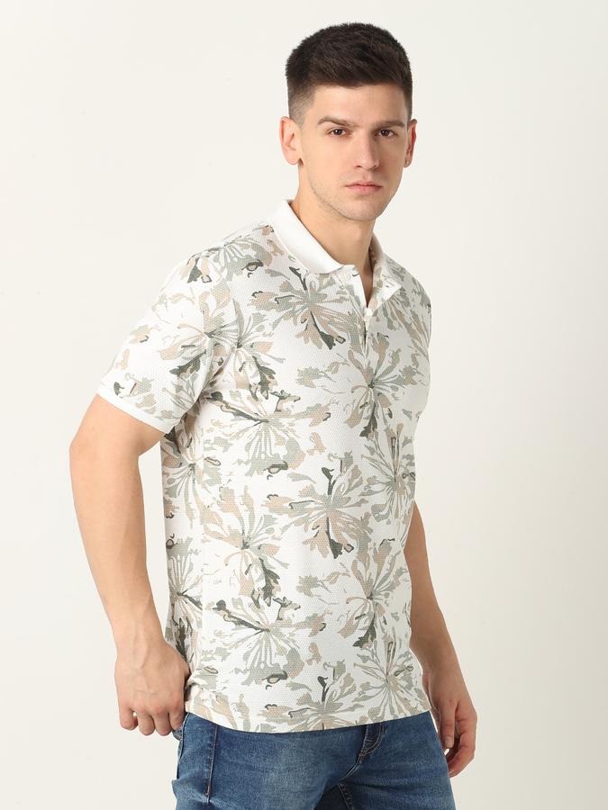 Men Printed Regular Fit Polo T-Shirt image number 2