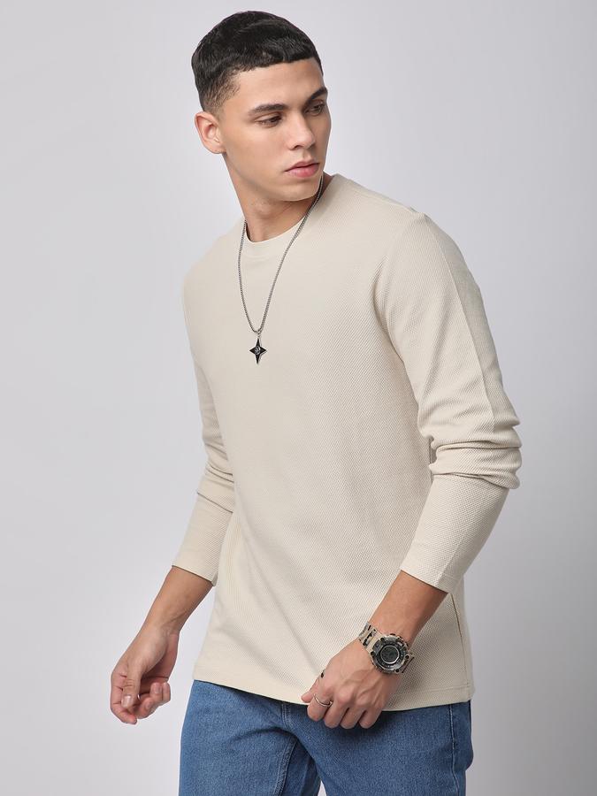 Solid Men Round Neck T-Shirt image number 0