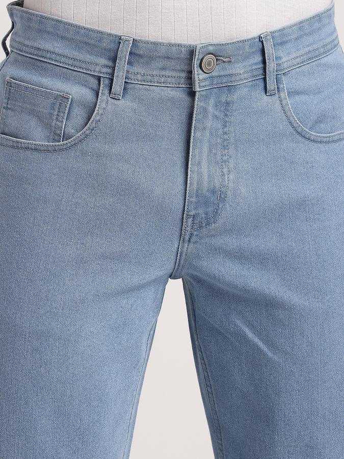 Men Cotton Blend Straight Fit Mid Rise Clean Look Jeans