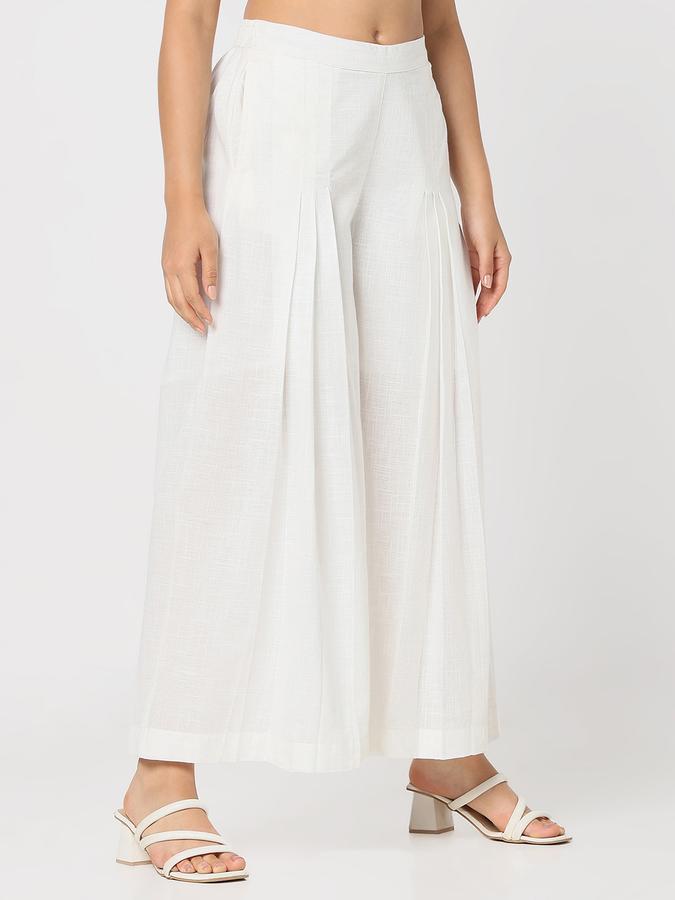 Regular Fit Women Trousers image number 3