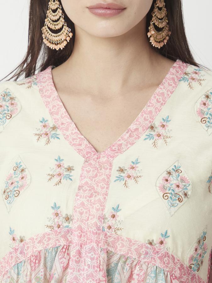 Women Polyester Regular Fit V Neck Embroidered Kurta