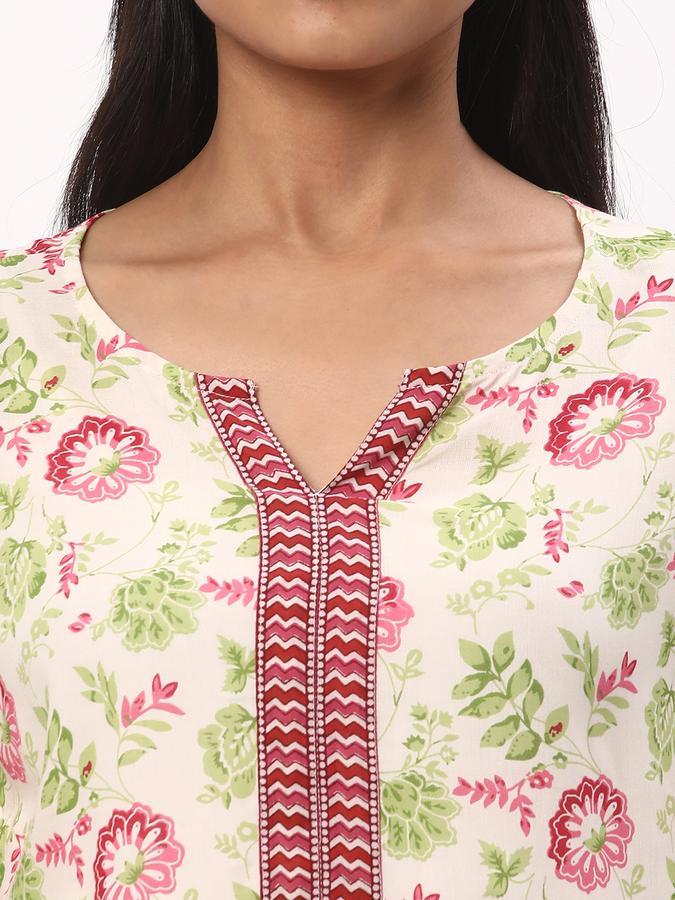 Women Cotton Regular Fit V Neck Printed Kurta