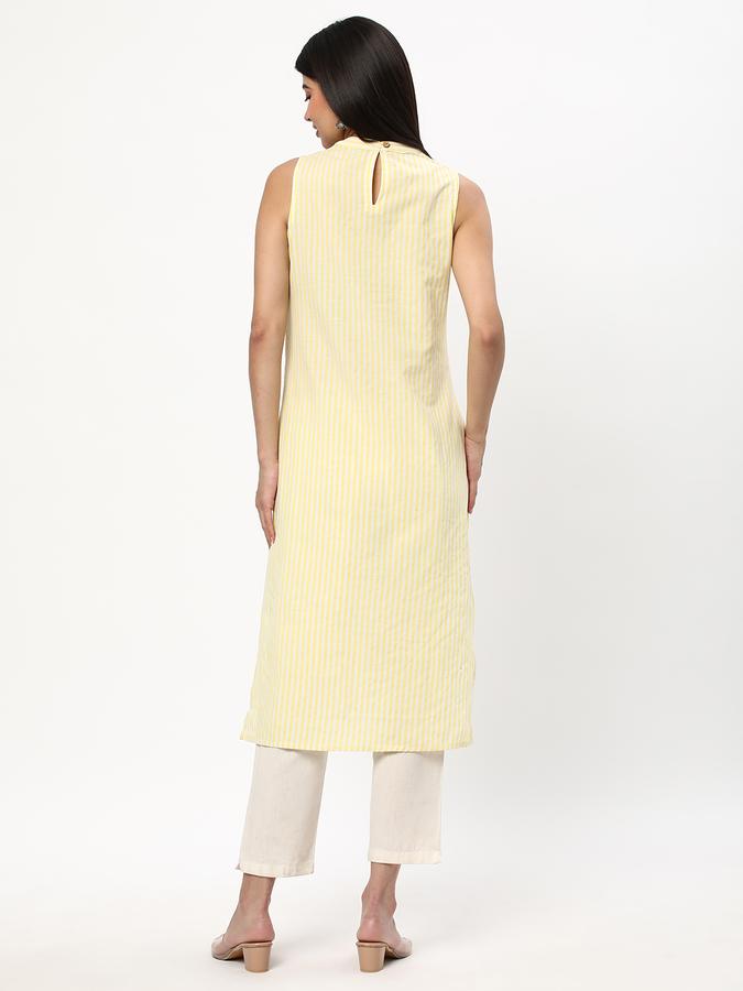 Women Cotton Regular Fit Mock Neck Embroidered Kurta