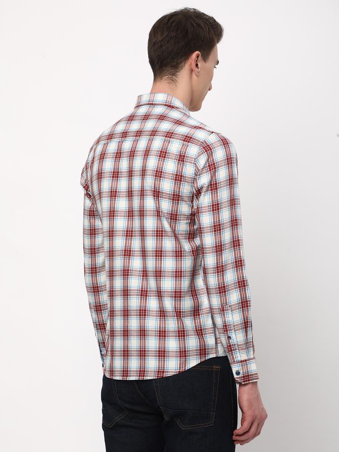 Men Checked Regular Fit Shirt with Patch Pocket image number 2