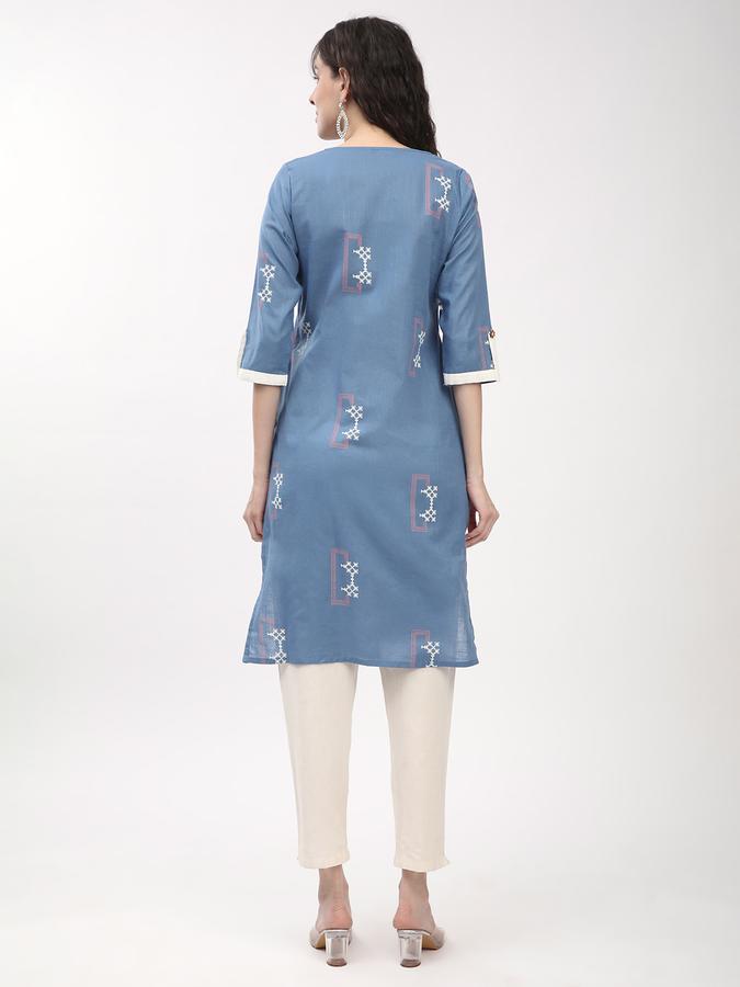 Women's regular fit casual navy Geometric printed boat neck kurta with 3/4h sleeves image number 2