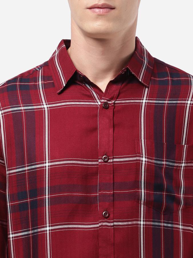 R&B Men Red Casual Shirts image number 3