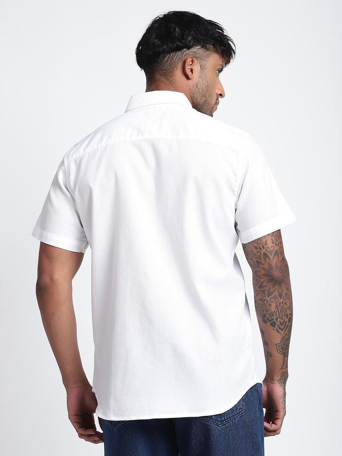 Men Cotton Regular Fit Point Collar Solid Shirt