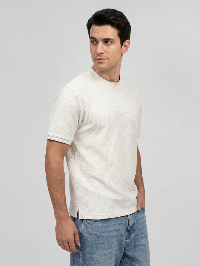 R&B White Self Design Men Round Neck Regular Fit Short Sleeves T-Shirt 