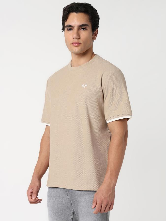 Self Design Men Round Neck T-Shirt image number 2
