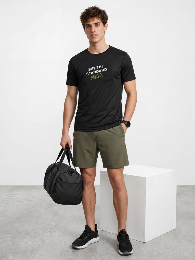 R&B Men's Black Short Sleeves Round Neck Graphic Print Activewear T-Shirt