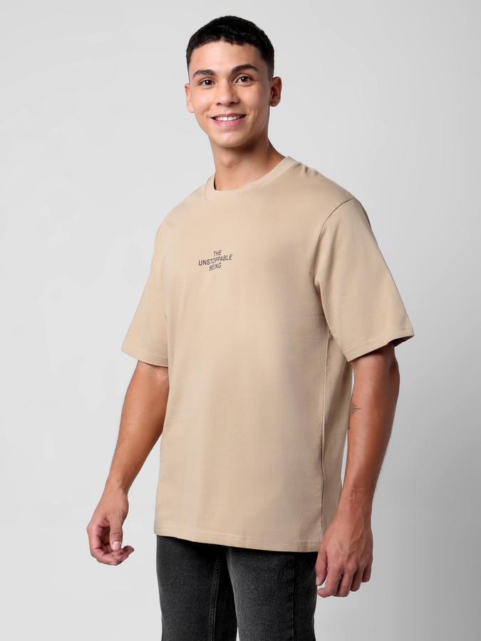 Men Typographic Print Loose Fit Round-Neck T-Shirt image number 1
